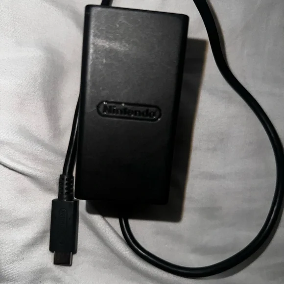 Special Edition 2019 Pokémon Nintendo Switch Lite Gray with Red and Blue Buttons - Picture 4 of 8